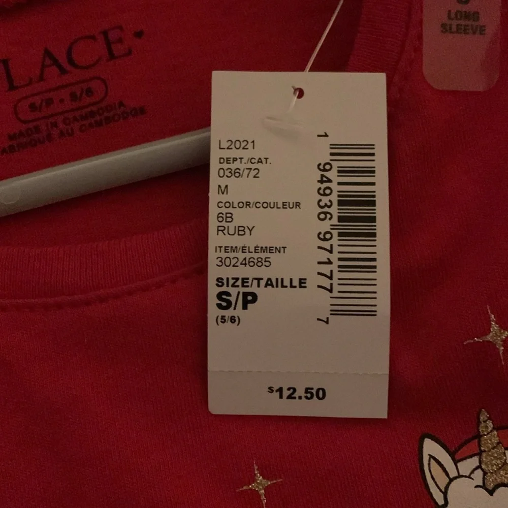 NWT The Children’s Place Long Sleeve Top  S